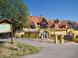 Prodej rodinného domu, Černolice, Ke dvoru, 375 m2