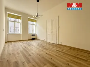 Pronájem bytu 1+1, Praha - Smíchov, Vltavská, 40 m2