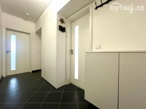 Pronájem bytu 3+kk, Olomouc - Slavonín, Topolová, 58 m2
