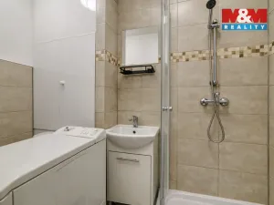 Prodej bytu 2+1, Cheb, V Zahradách, 60 m2
