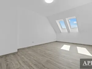 Pronájem bytu 2+kk, Uherský Brod, Naardenská, 66 m2