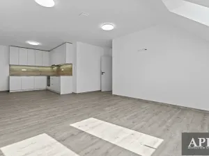 Pronájem bytu 2+kk, Uherský Brod, Naardenská, 59 m2
