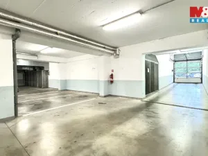 Pronájem garážového stání, Šumperk, Langrova, 13 m2