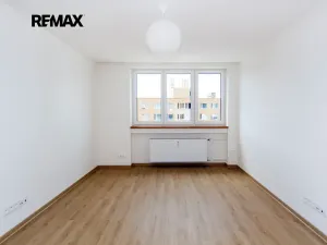 Pronájem bytu 2+1, Praha - Podolí, Ve svahu, 55 m2