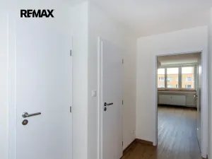 Pronájem bytu 2+1, Praha - Podolí, Ve svahu, 55 m2