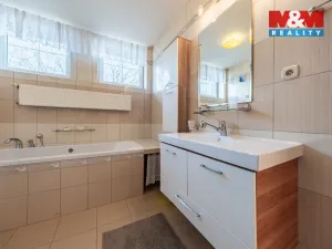 Pronájem rodinného domu, Praha - Ďáblice, Markvartická, 220 m2