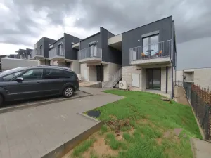 Pronájem bytu 1+kk, Zlín - Malenovice, Pod Hradem II, 30 m2