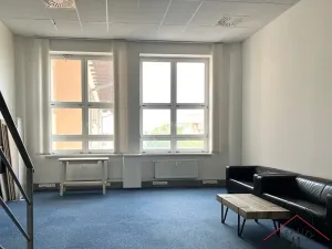 Pronájem kanceláře, Praha - Veleslavín, Na okraji, 68 m2