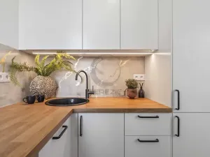 Prodej bytu 1+kk, Praha - Holešovice, Tovární, 34 m2