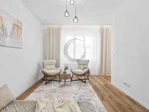 Prodej bytu 1+kk, Praha - Holešovice, Tovární, 34 m2