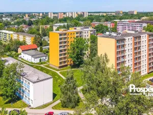 Prodej bytu 1+1, Karviná - Mizerov, tř. Těreškovové, 33 m2
