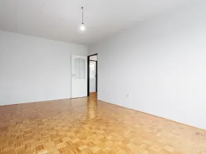 Prodej bytu 3+1, Praha - Zbraslav, Svépomoci, 85 m2