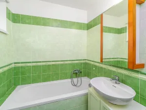 Prodej bytu 3+1, Kamenný Přívoz - Hostěradice, 80 m2