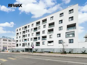 Pronájem bytu 3+kk, Praha - Hloubětín, U Elektry, 80 m2