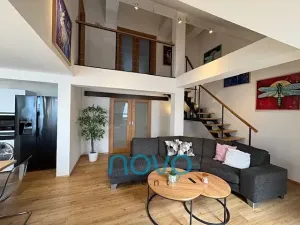 Pronájem bytu 3+1, Praha - Vinohrady, Na Kozačce, 115 m2