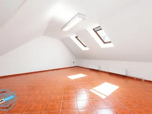 Prodej obchodního prostoru, Kroměříž, Kovářská, 196 m2