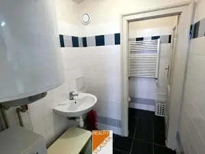 Pronájem obchodního prostoru, Kadaň, Boženy Němcové, 53 m2