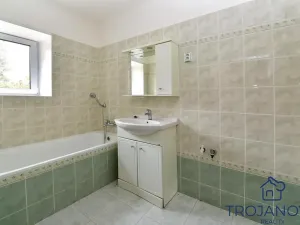 Prodej rodinného domu, Benešov, Nezvalova, 250 m2