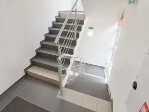Pronájem kanceláře, Brno, Bednaříkova, 42 m2