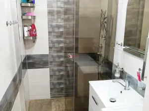Pronájem bytu 2+kk, Ostrava, Lumírova, 53 m2