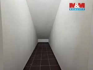 Pronájem obchodního prostoru, Rostoklaty, 190 m2