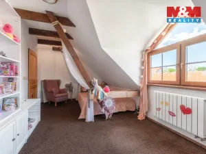 Prodej rodinného domu, Hovorany, 262 m2