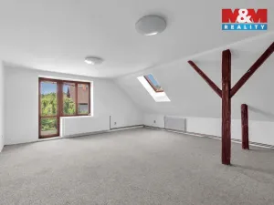 Prodej rodinného domu, Rovensko pod Troskami, Riegrova, 150 m2
