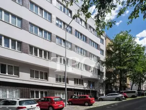 Prodej bytu 1+1, Praha - Žižkov, Baranova, 44 m2