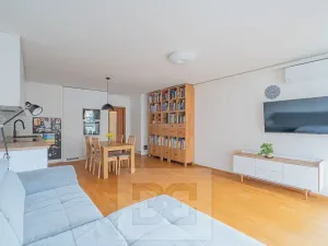 Prodej bytu 3+kk, Praha - Kobylisy, 70 m2
