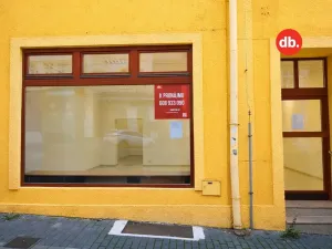 Pronájem obchodního prostoru, Karlovy Vary, Dr. Davida Bechera, 55 m2