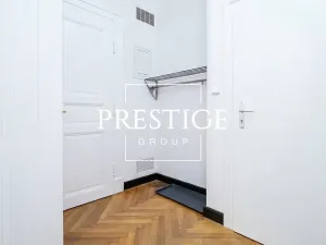 Pronájem bytu 1+1, Praha - Nové Město, Hálkova, 32 m2