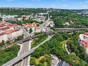 Prodej atypického bytu, Praha - Libeň, Pod Labuťkou, 62 m2