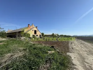 Prodej komerčního pozemku, Holešov, 27330 m2
