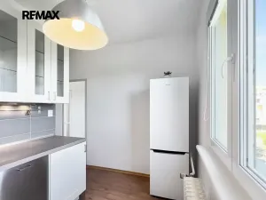 Pronájem bytu 2+1, Praha - Veleslavín, Na okraji, 54 m2