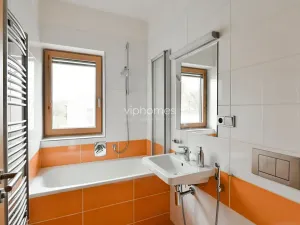 Pronájem vily, Praha - Nebušice, 360 m2