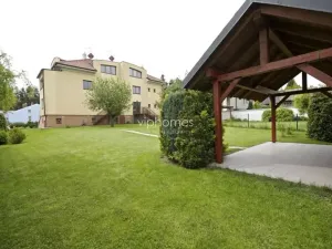 Pronájem rodinného domu, Praha - Nebušice, 253 m2