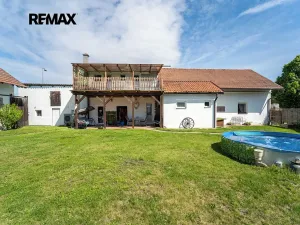 Prodej rodinného domu, Pečky, Pečecká, 140 m2