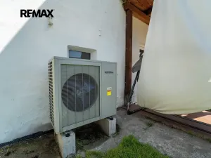 Prodej rodinného domu, Pečky, Pečecká, 140 m2