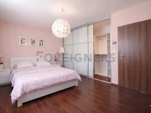 Pronájem rodinného domu, Křenovice, Široká, 210 m2