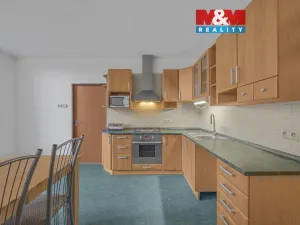 Prodej bytu 3+1, Jaroměř - Pražské Předměstí, Husova, 124 m2