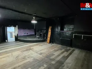 Pronájem obchodního prostoru, Kladno, T. G. Masaryka, 157 m2