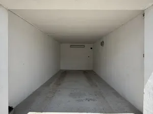 Pronájem garáže, Kroměříž, Skopalíkova, 20 m2