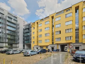 Pronájem bytu 1+kk, Praha - Karlín, Křižíkova, 22 m2