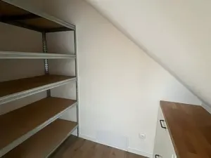 Pronájem bytu 4+kk, Praha - Kobylisy, Klíčanská, 93 m2
