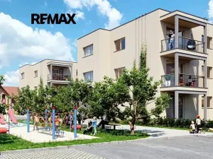 Prodej bytu 2+kk, Hradec Králové, Meruňková, 82 m2