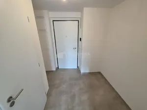 Pronájem bytu 1+kk, Praha - Chodov, Komárkova, 30 m2