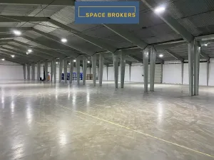 Pronájem skladu, Luštěnice, 2000 m2