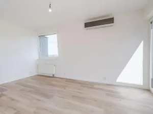 Prodej bytu 3+kk, Praha - Vysočany, Skloněná, 74 m2