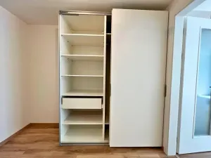 Pronájem bytu 1+kk, Praha, Poděbradská, 38 m2