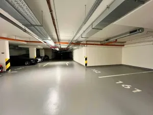 Pronájem bytu 1+kk, Praha, Poděbradská, 38 m2